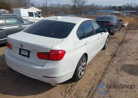 2015 BMW 328I xDrive z USA, uszkodzony, nr VIN WBA3B3C54FF546643